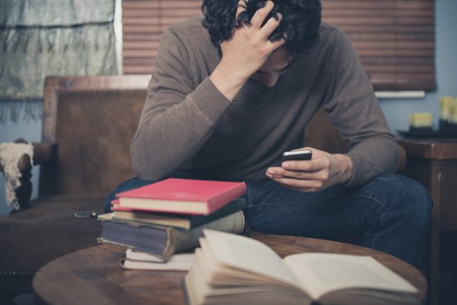 既卒の就活体験談Vol.49│日本屈指の大学院を中退した25歳が広告営業マンへ